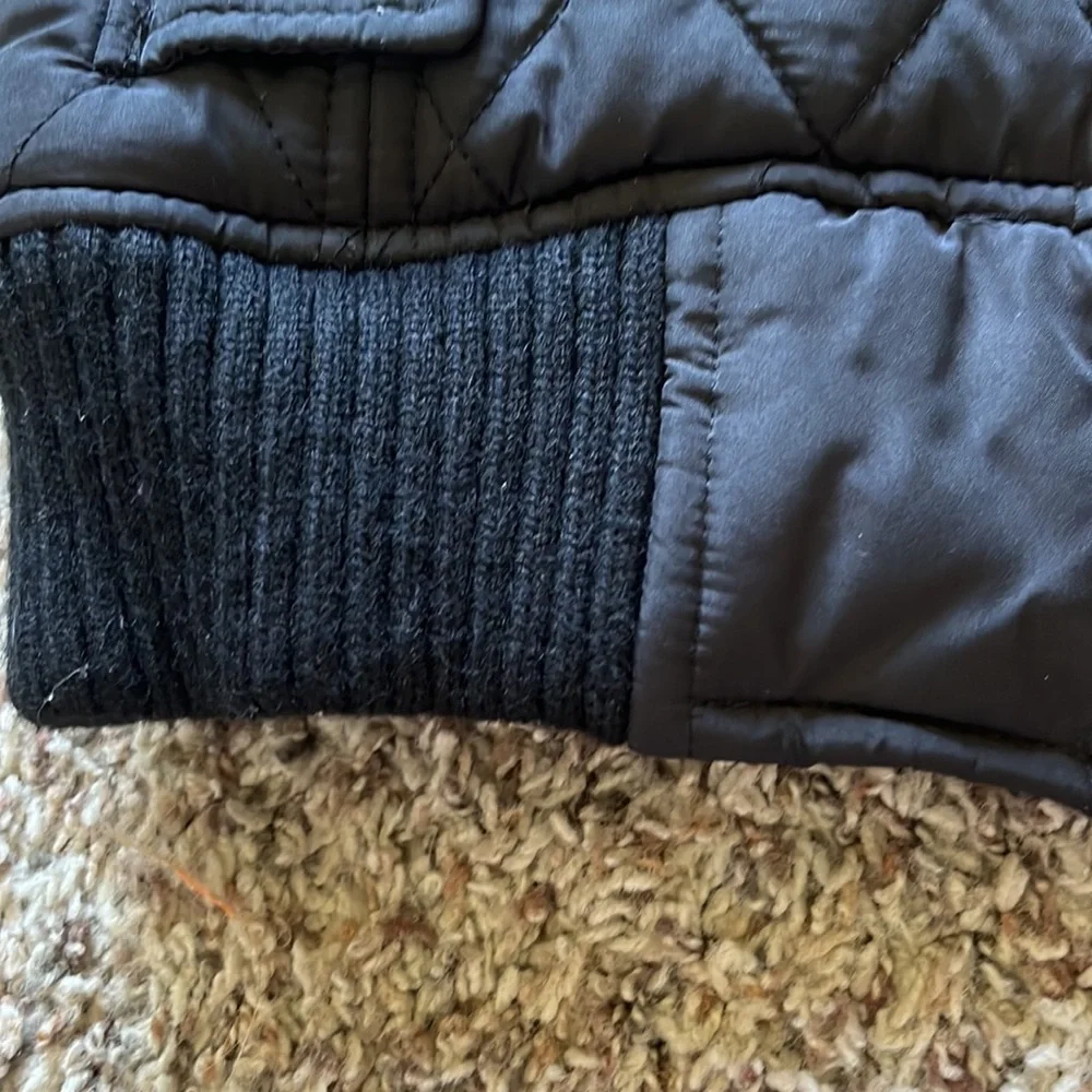 Womens vest - Picture 3 of 6